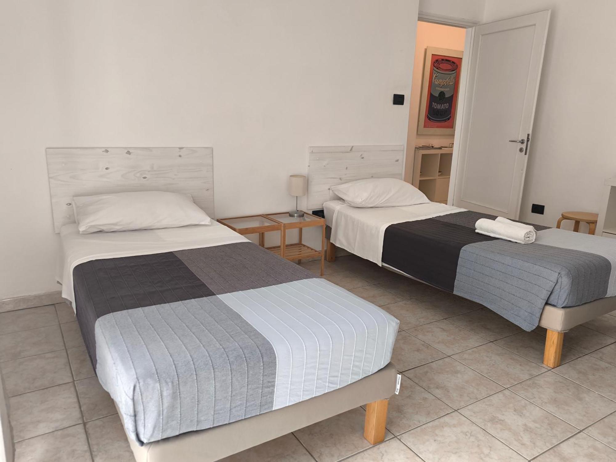 Lab42 City & San Matteo Apartment - 2 Bedrooms بافيا المظهر الخارجي الصورة